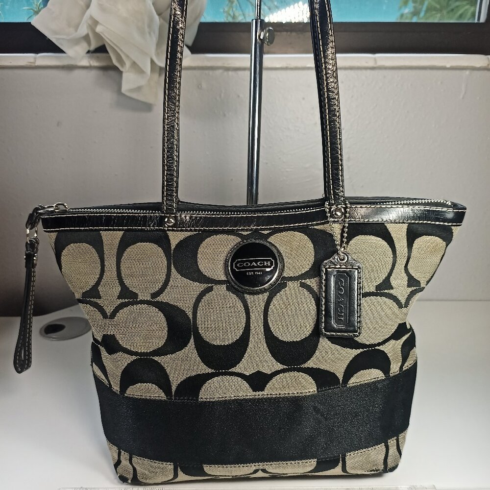 Coach New York Shopper Medium Black Grey Tote Signature Stripe Canvas Leather